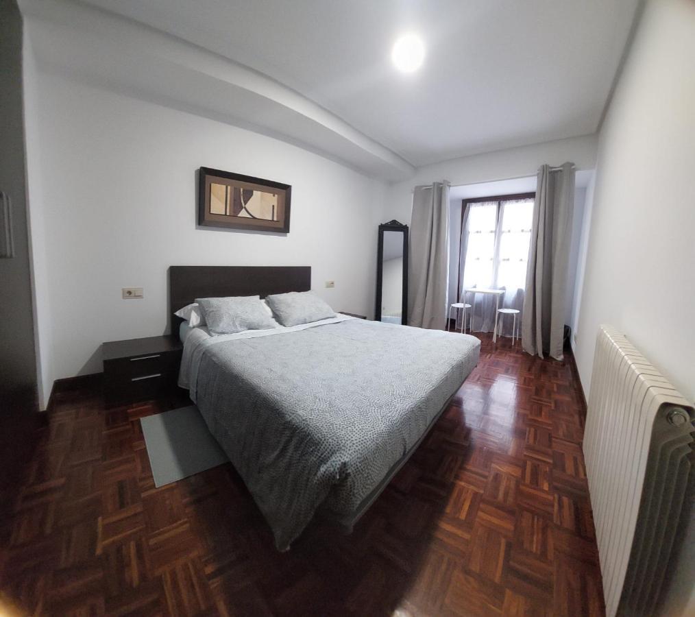Casa Caminante - Habitacion Apartment ปัมโปลนา ภายนอก รูปภาพ