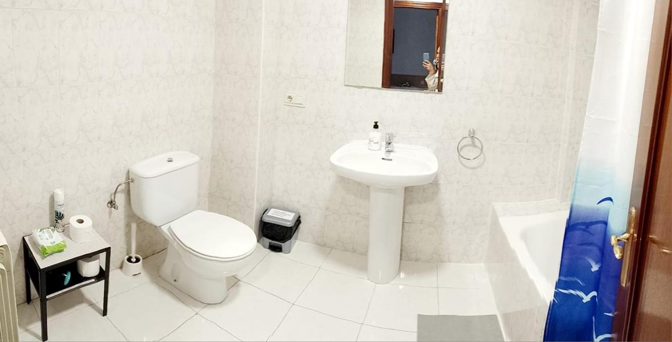 Casa Caminante - Habitacion Apartment ปัมโปลนา ภายนอก รูปภาพ